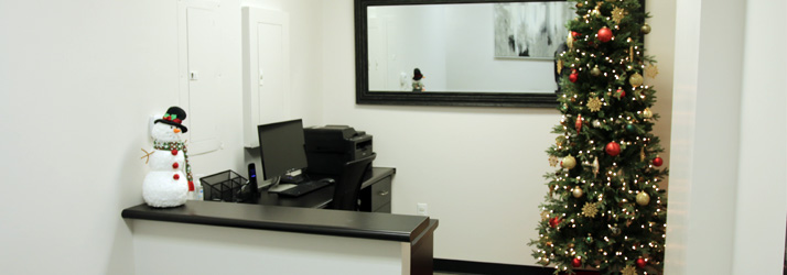 Chiropractic Aliso Viejo CA Receptionist Desk